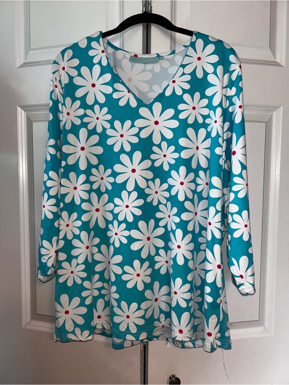 Women’s Teal Daisy V-Neck Tunic Top